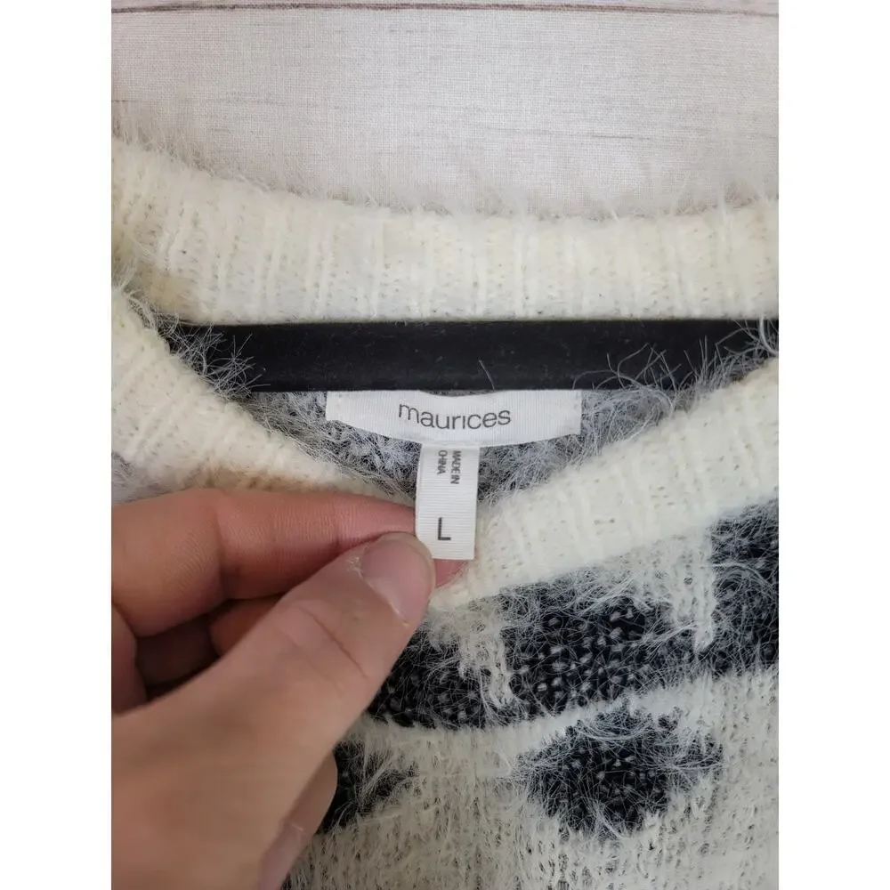Maurices White Snowflake Eyelash Fuzzy Knit Pullover Sweater, sz Large